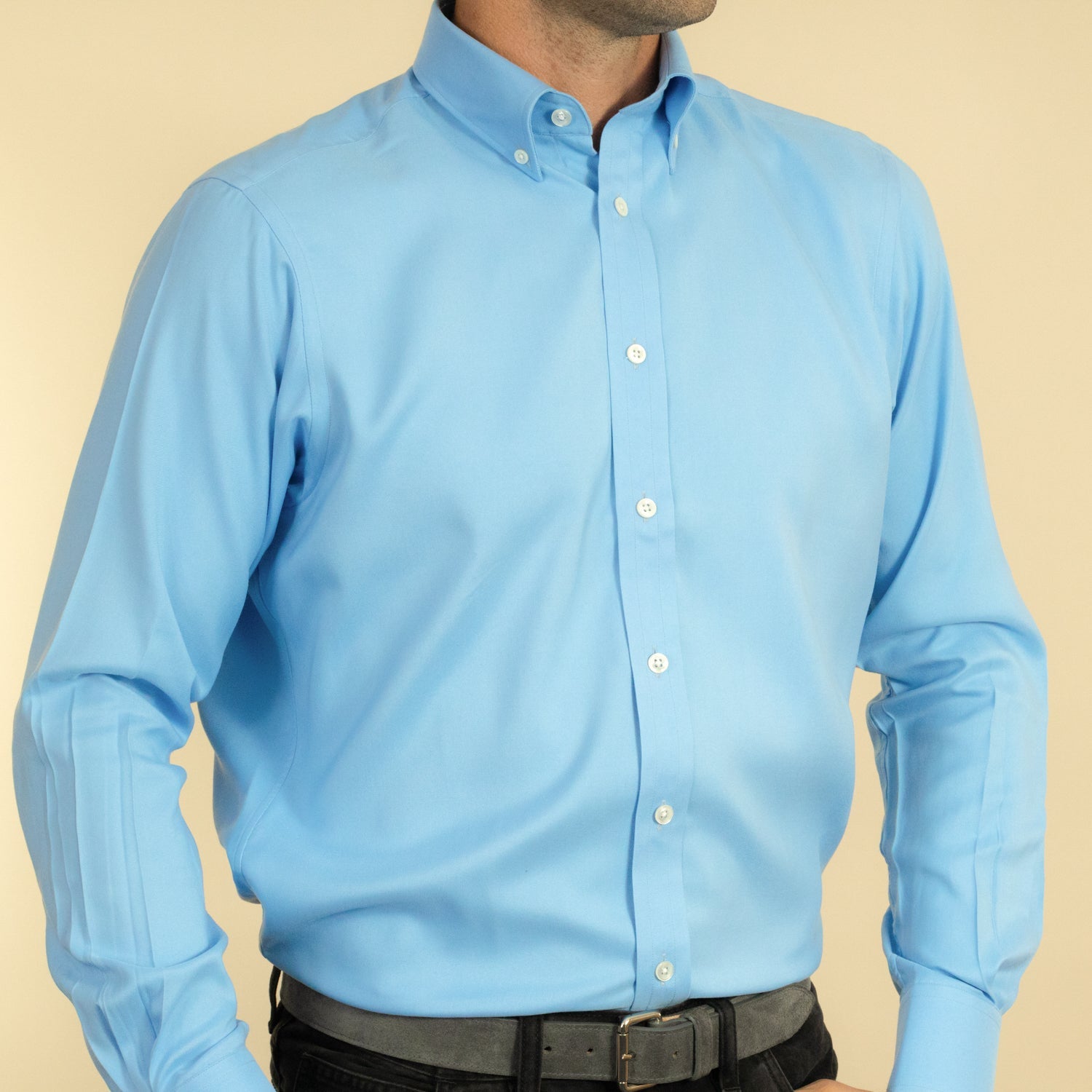 Light blue on sale button down shirt