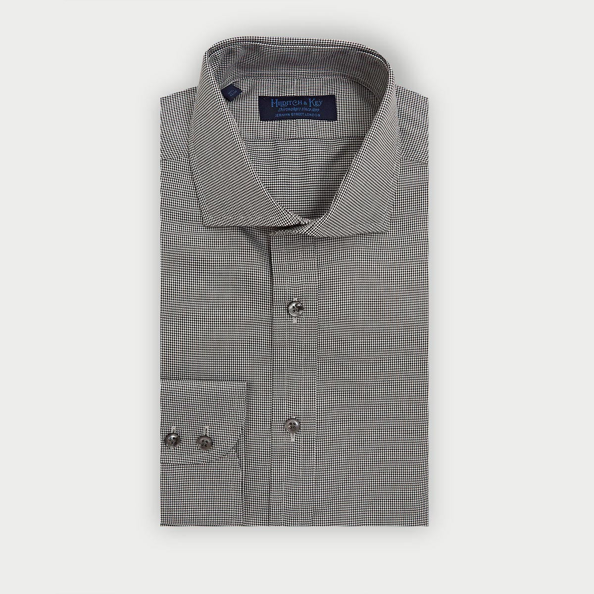 Contemporary Fit Houndstooth Check Cotton Shirt Cut away Collar & Two Button Cuff