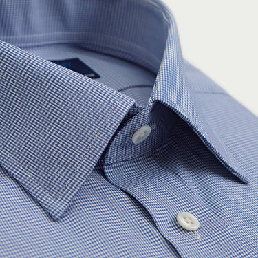 Contemporary Fit Blue Micro Houndstooth Cotton Shirt with Classic Collar & Two Button Cuff