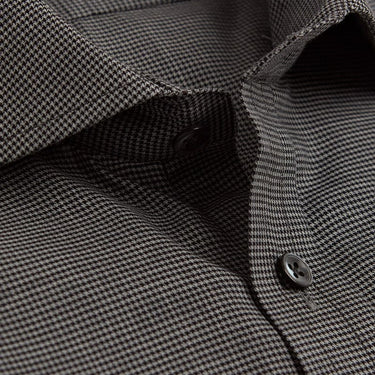 Contemporary Fit, Cut - away Collar, 2 Button Cuff Shirt in a Plain Grey & Black Houndstooth Cotton