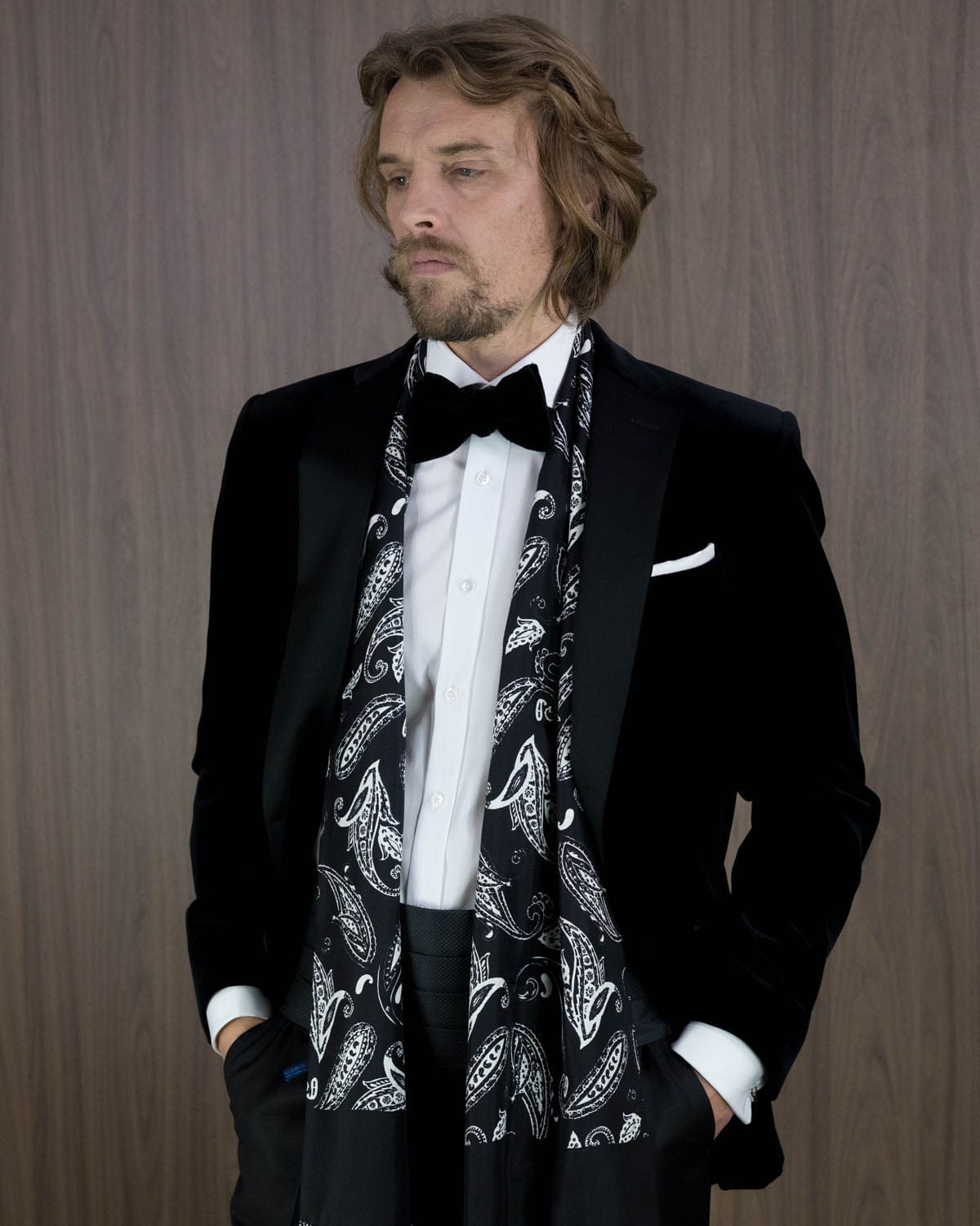 Black Silk Velvet Bow Tie - Hilditch & Key