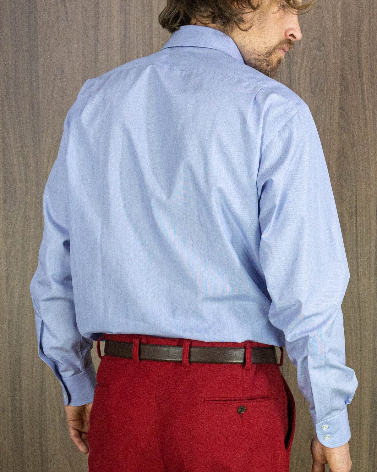Classic Fit, Classic Collar, 2 Button Cuff Shirt in a Blue & White Hairline Poplin Cotton - Hilditch & Key