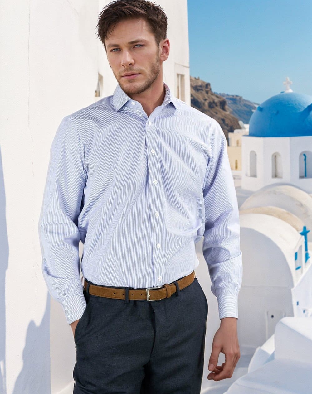 Classic Fit, Cut-away Collar, Double Cuff Shirt in a Blue & White Fine Bengal Poplin Cotton