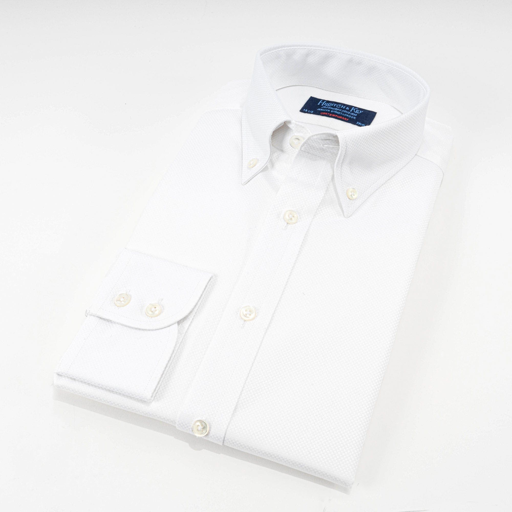 Contemporary Fit, Button Down Collar, 2 Button Cuff Shirt in a White Basket Weave