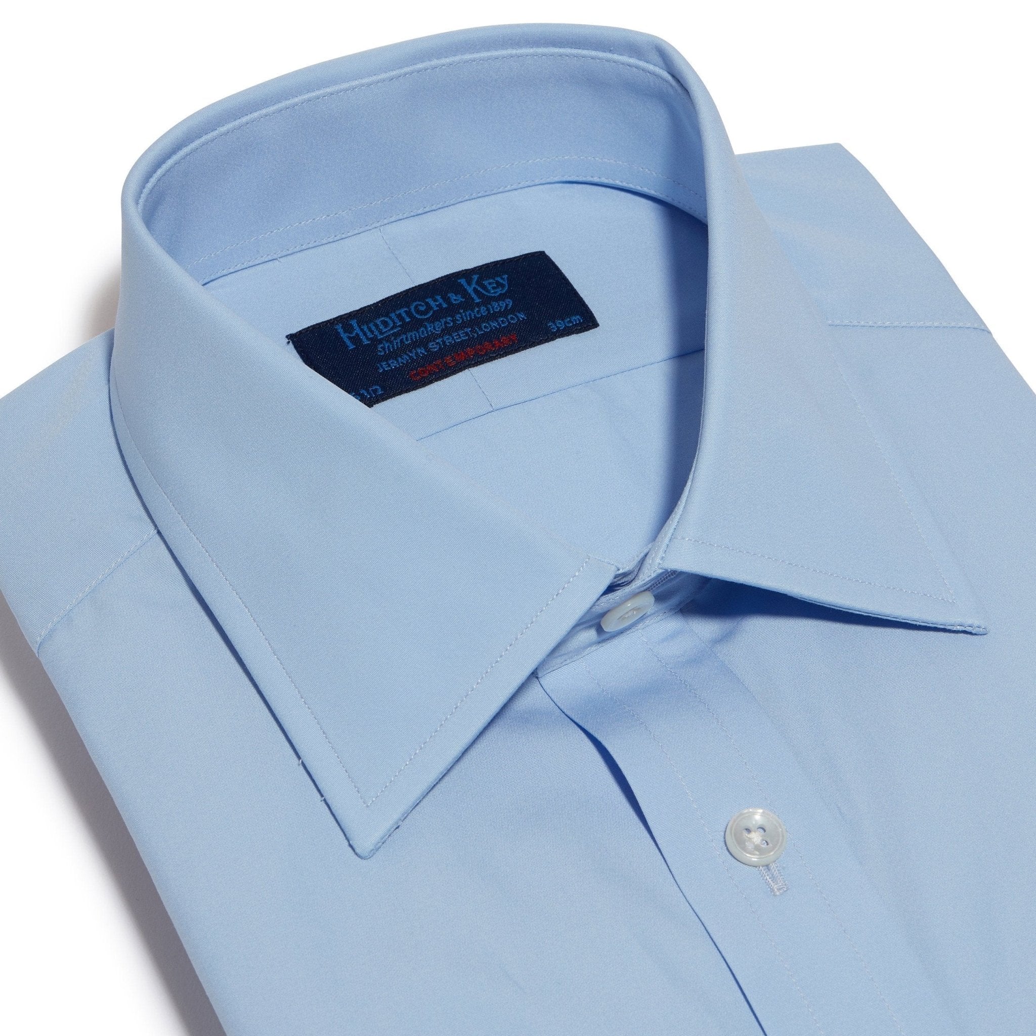 Contemporary Fit, Classic Collar, Double Cuff Shirt in a Plain Sky Blue Poplin Cotton - Hilditch & Key