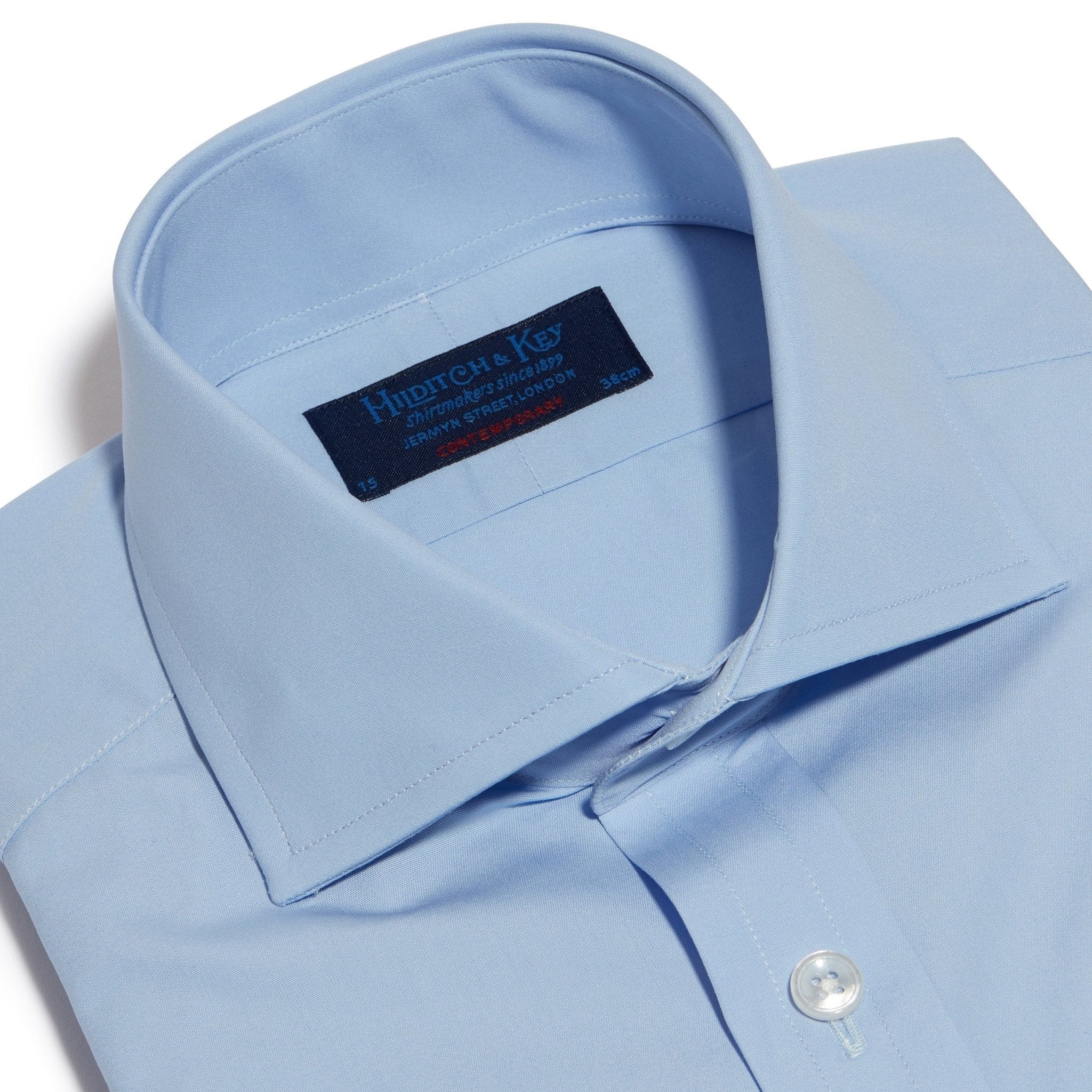 Contemporary Fit, Cut-away Collar, Double Cuff Shirt in a Plain Sky Blue Poplin Cotton - Hilditch & Key