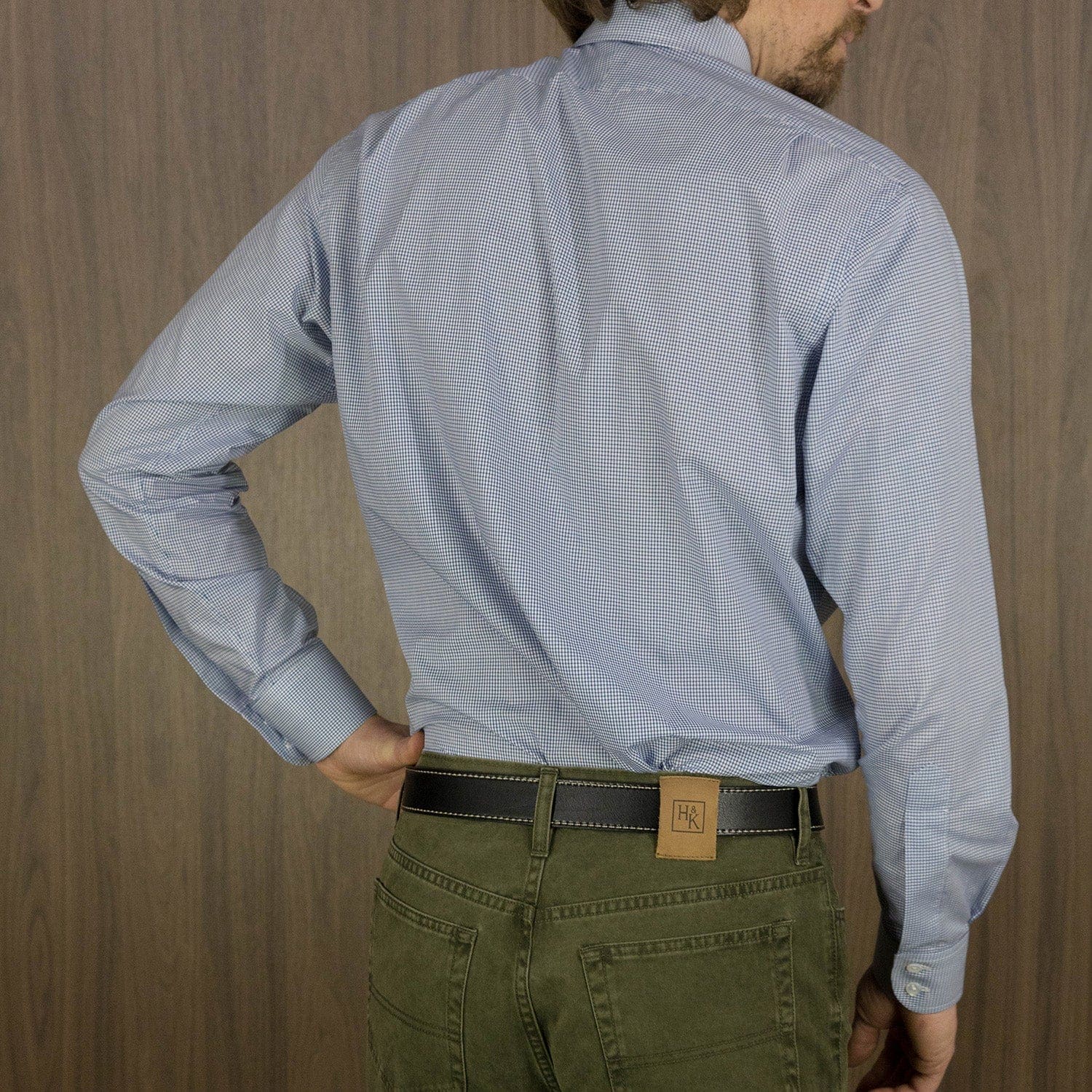 Contemporary Fit, Cutaway Collar, 2 Button Cuff Shirt Blue & White Micro Check Poplin