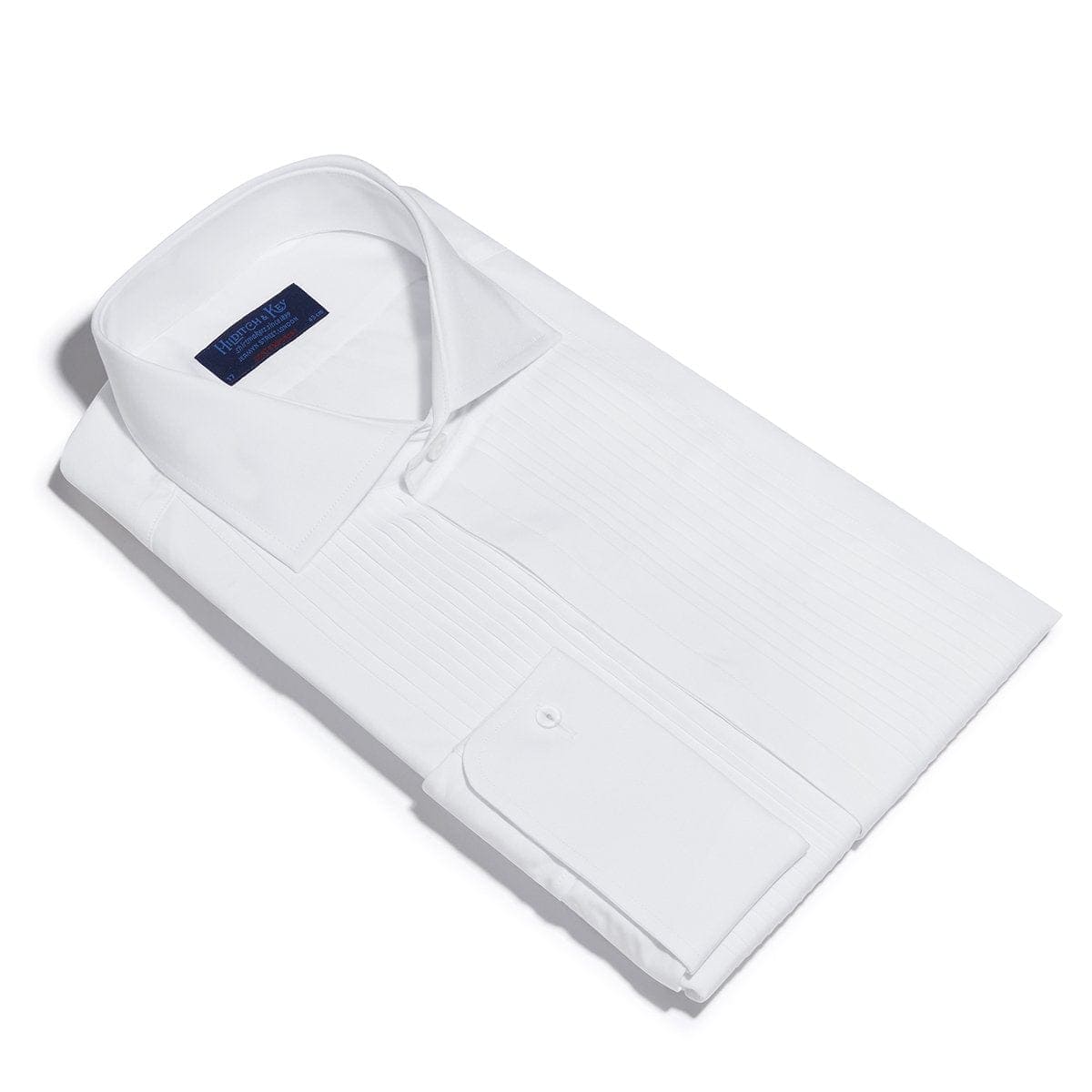 Contemporary Fit, Cutaway Collar, Double Cuff Dress Shirt With Pleated Front