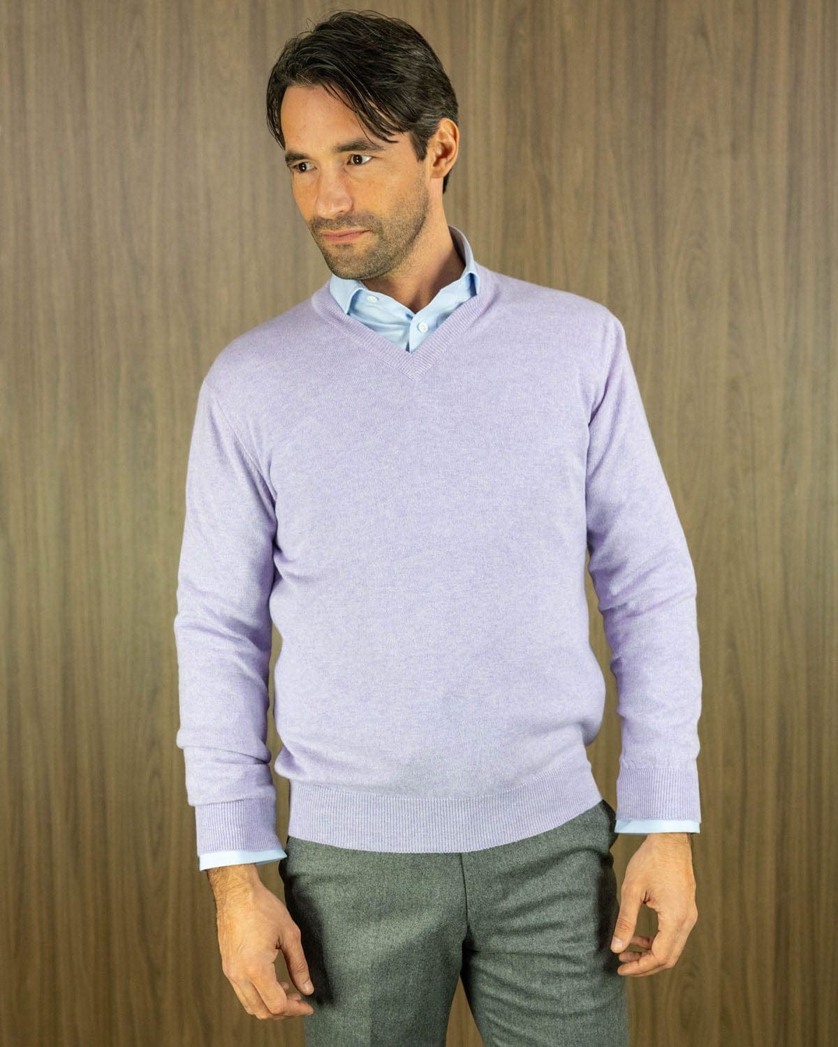 Plain Lavender 2-Ply Cashmere V-Neck Sweater