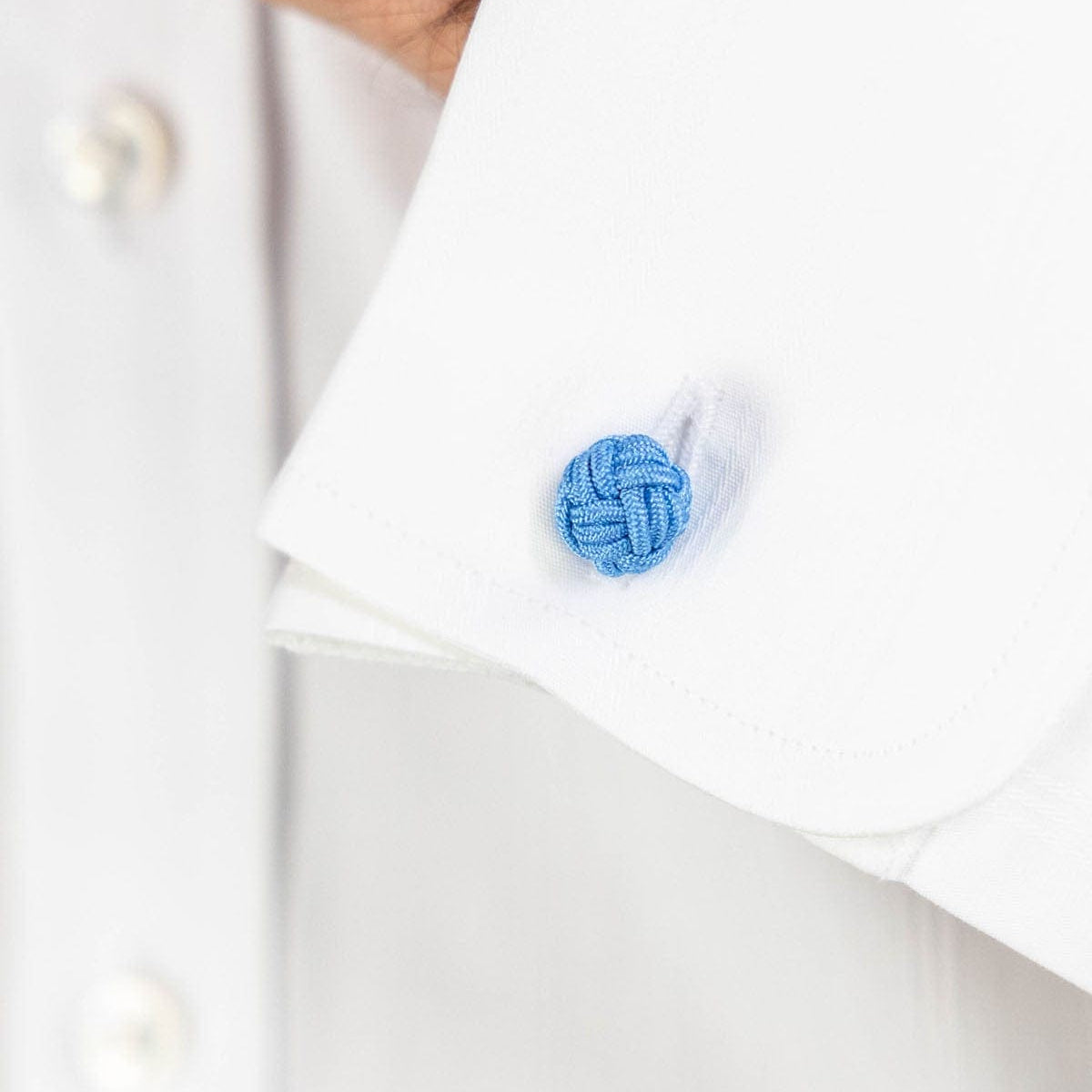 Sky Blue Knot Links